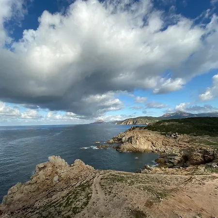 Casa Paomia, Calm Pleasure In The Corsican Tradition *