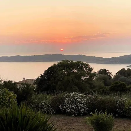 Casa Paomia, Calm Pleasure In The Corsican Tradition Villa Cargèse